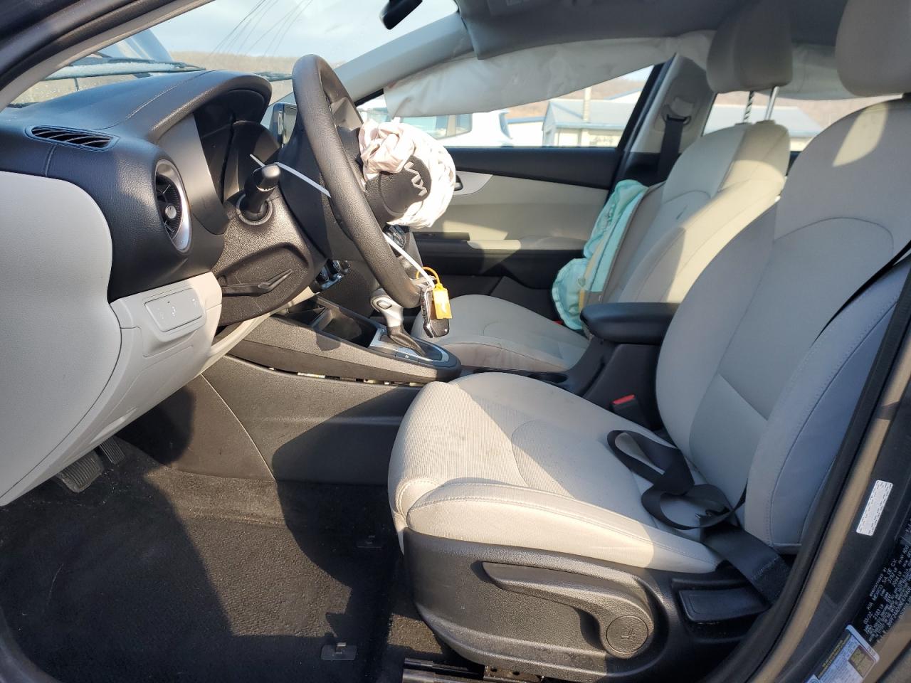 2022 KIA FORTE FE VIN:3KPF24AD0NE476406