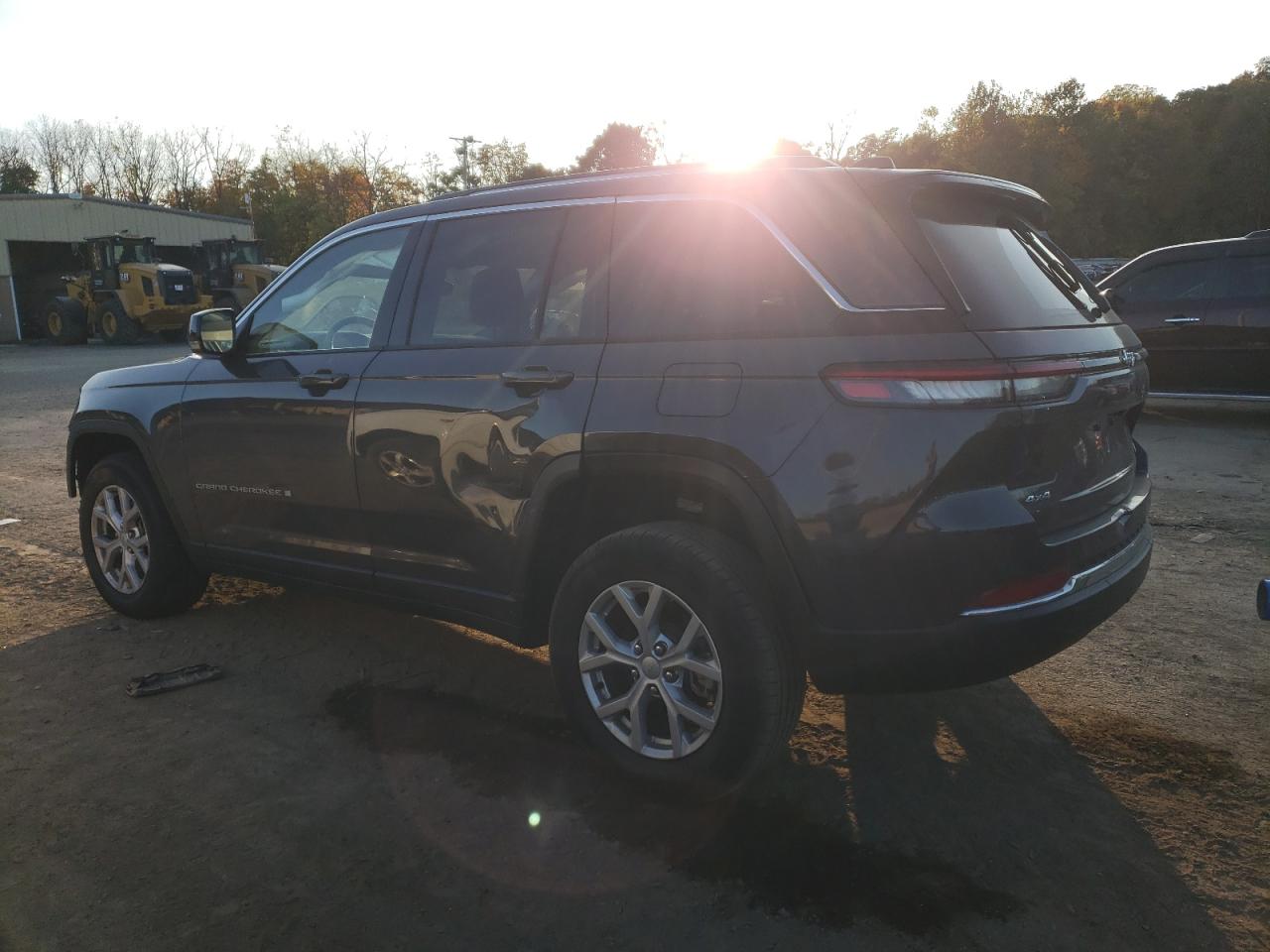 2023 JEEP GRAND CHEROKEE LIMITED VIN:1C4RJHBG3P8885013
