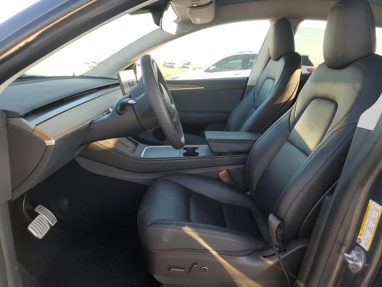 2022 TESLA MODEL Y  VIN:7SAYGDEF2NF549312
