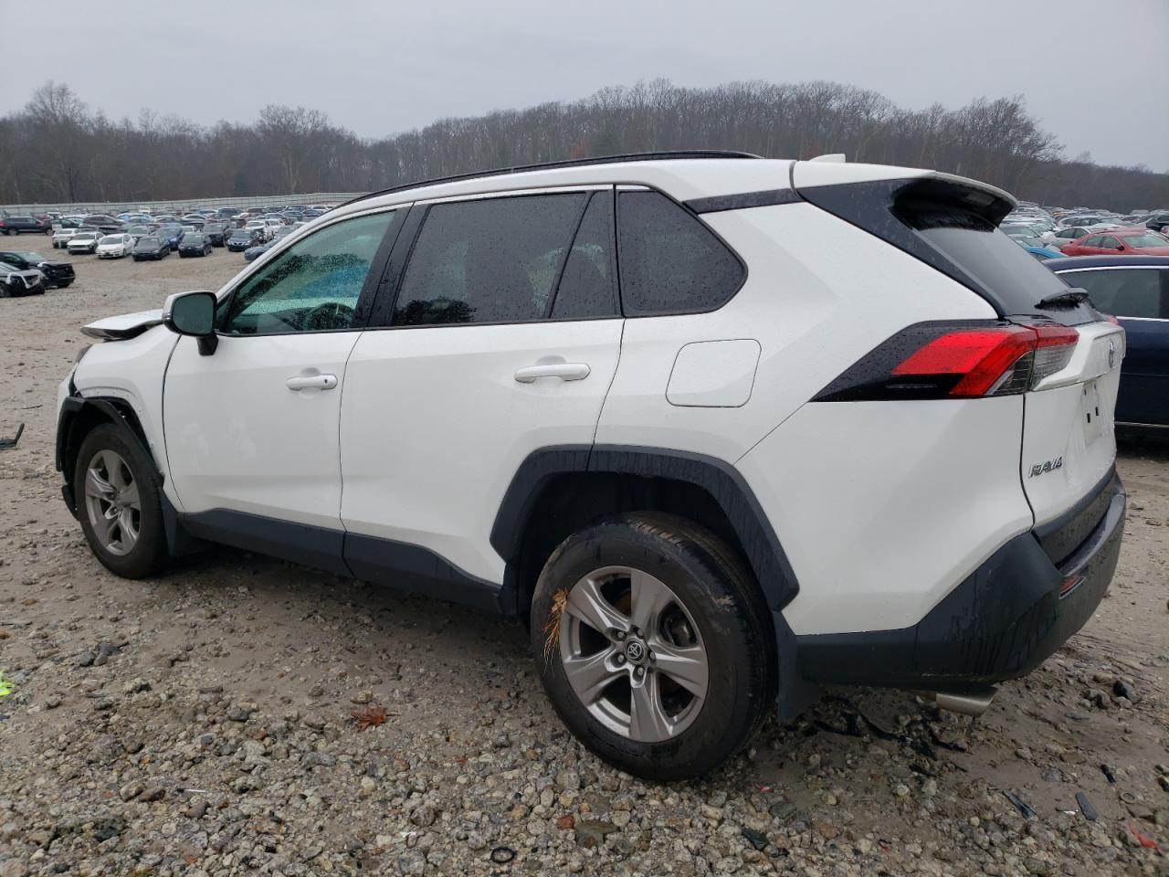 2022 TOYOTA RAV4 XLE VIN:2T3P1RFV3NC296879