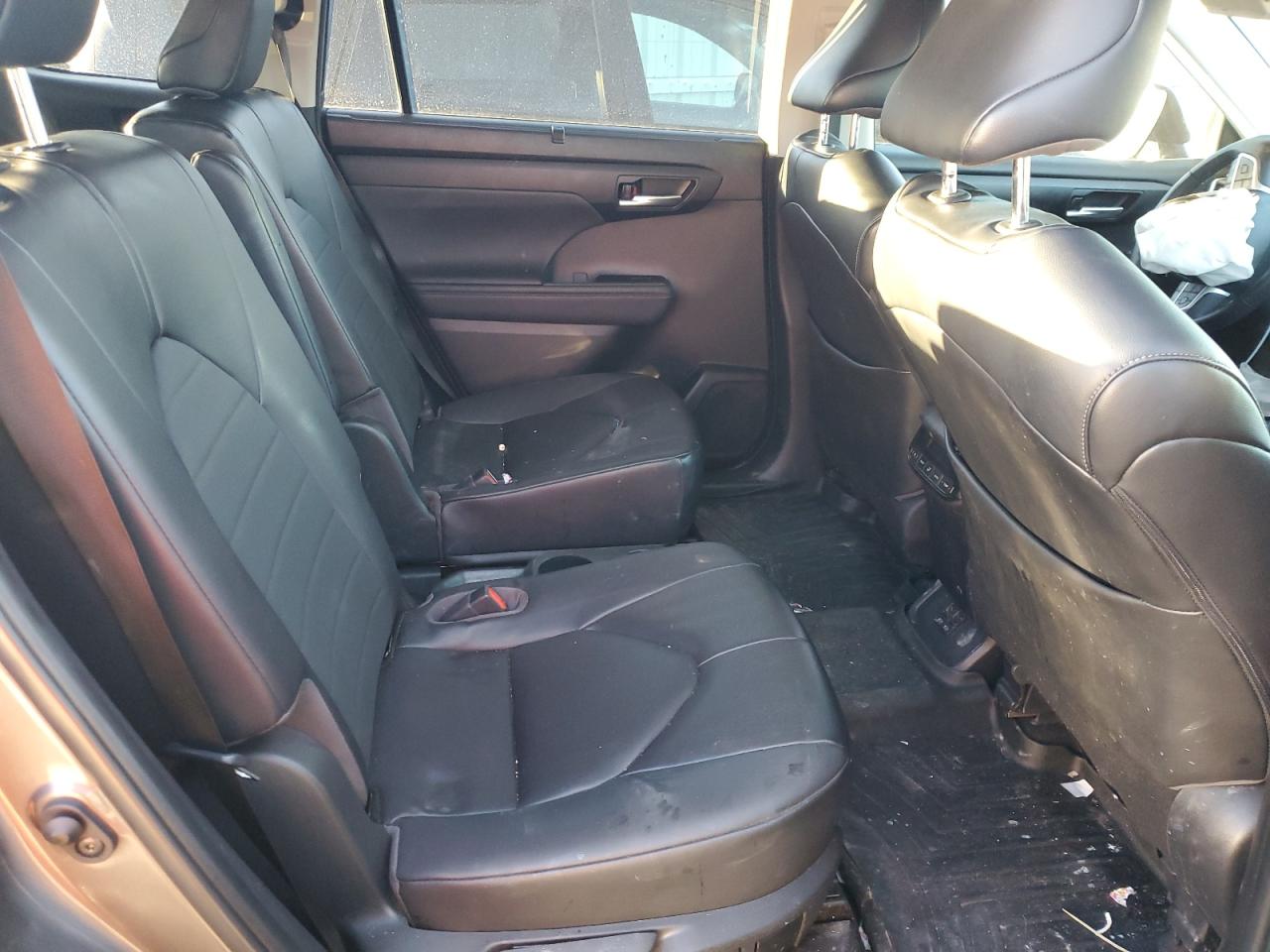 2023 TOYOTA HIGHLANDER HYBRID XLE VIN:5TDKARAH2PS528158