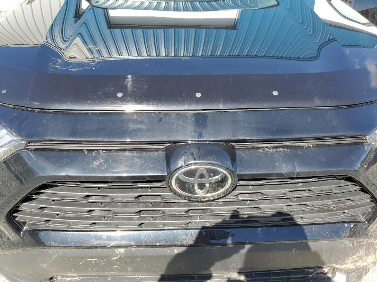 2022 TOYOTA RAV4 XLE VIN:2T3R1RFV3NC259162