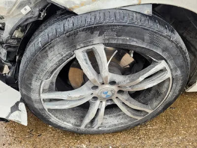 2015 BMW 320 WBA3E1104FF948407 VIN:WBA3E1104FF948407