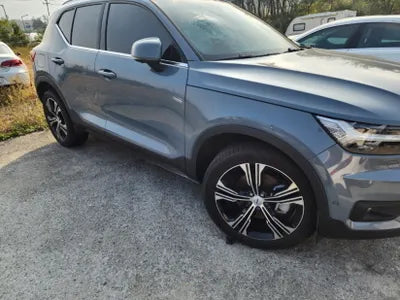 2019 Volvo XC40 VIN: