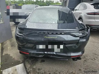 2023 Porsche Panamera VIN: