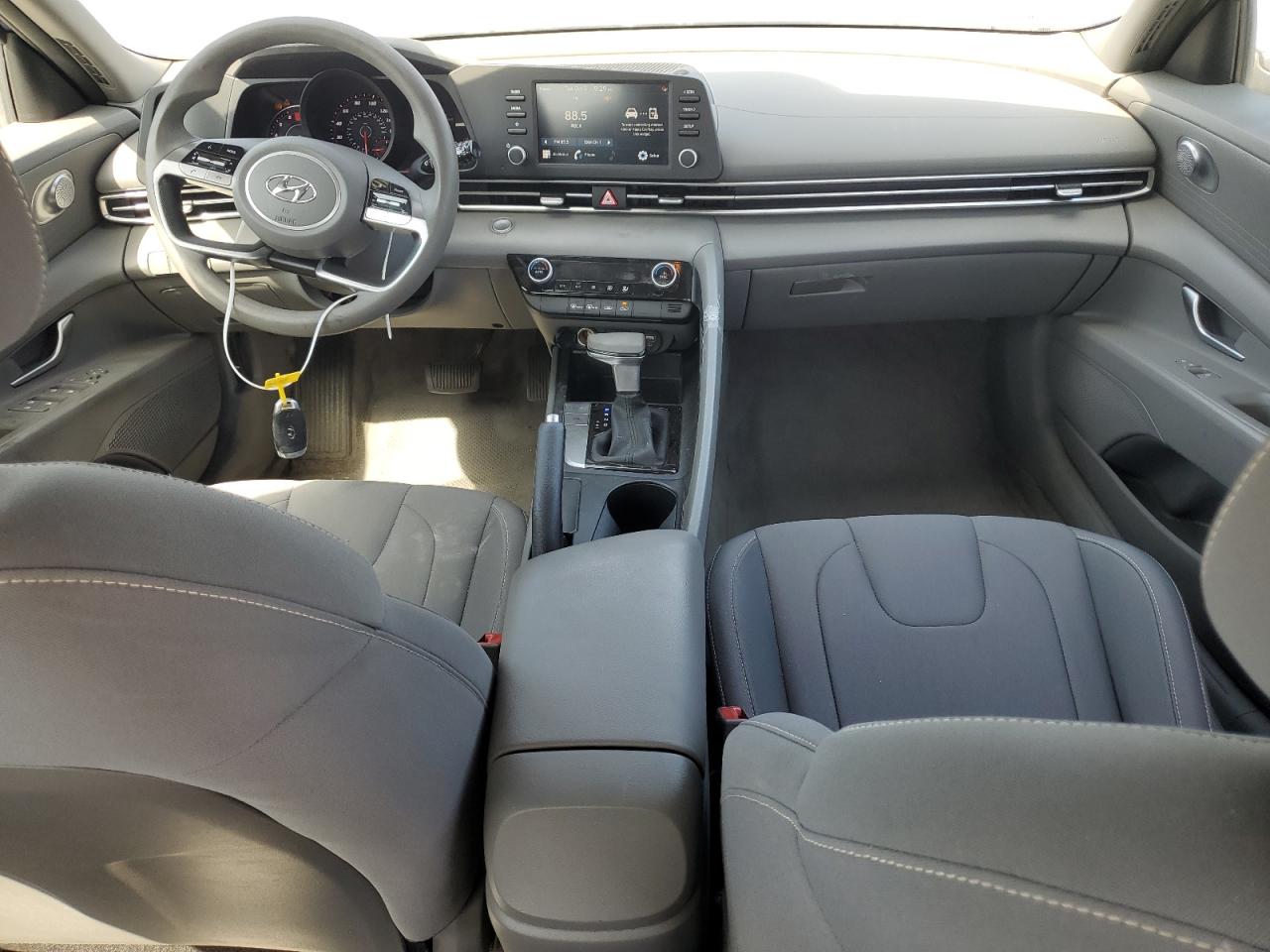 2023 HYUNDAI ELANTRA SEL VIN:5NPLM4AG9PH105122