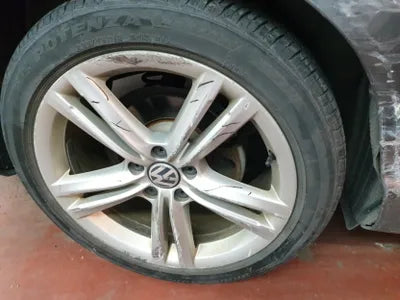 2014 Volkswagen Passat VIN: