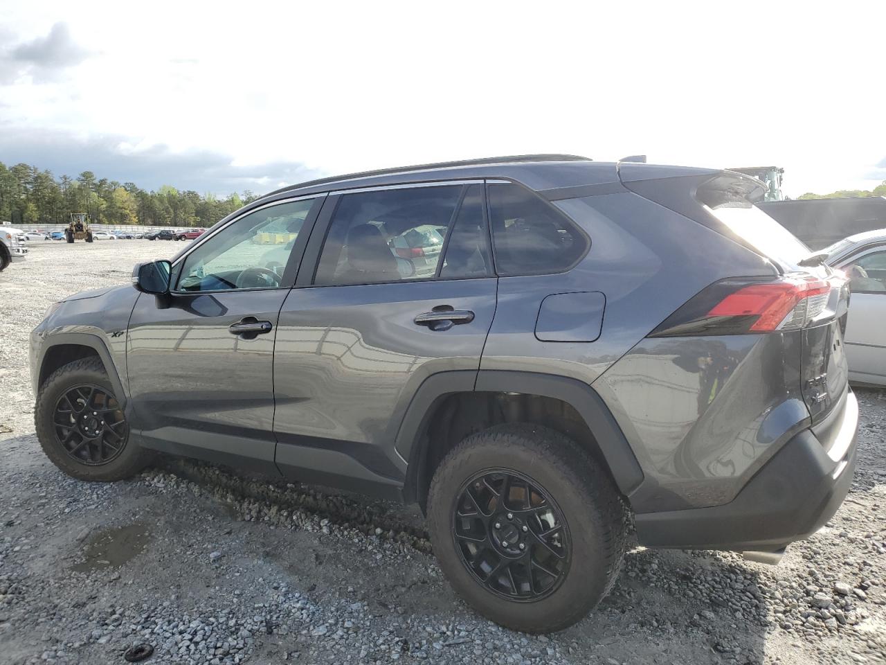 2023 TOYOTA RAV4 XLE VIN:2T3W1RFV8PC233081