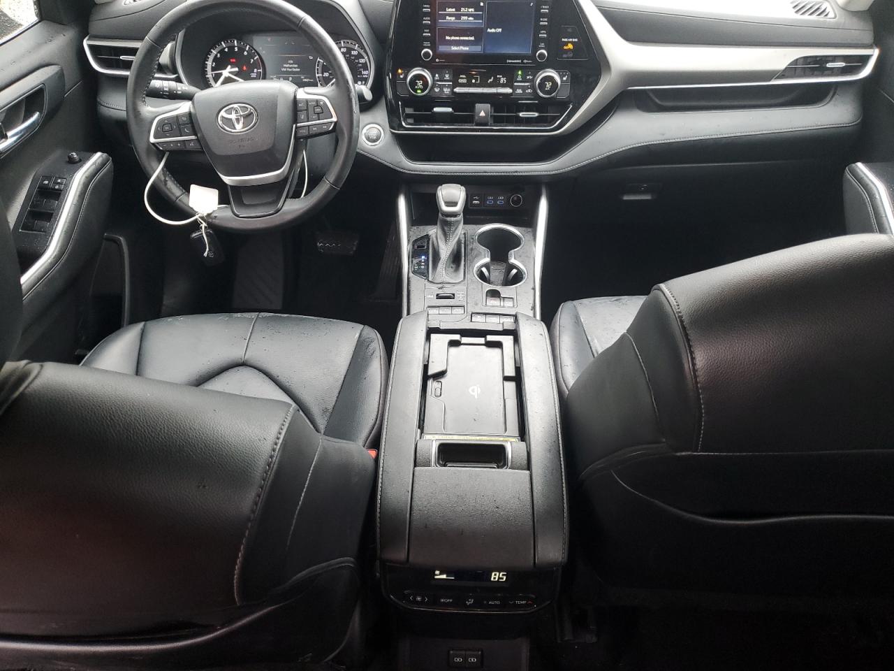 2022 TOYOTA HIGHLANDER XLE VIN:5TDGZRBH3NS247271