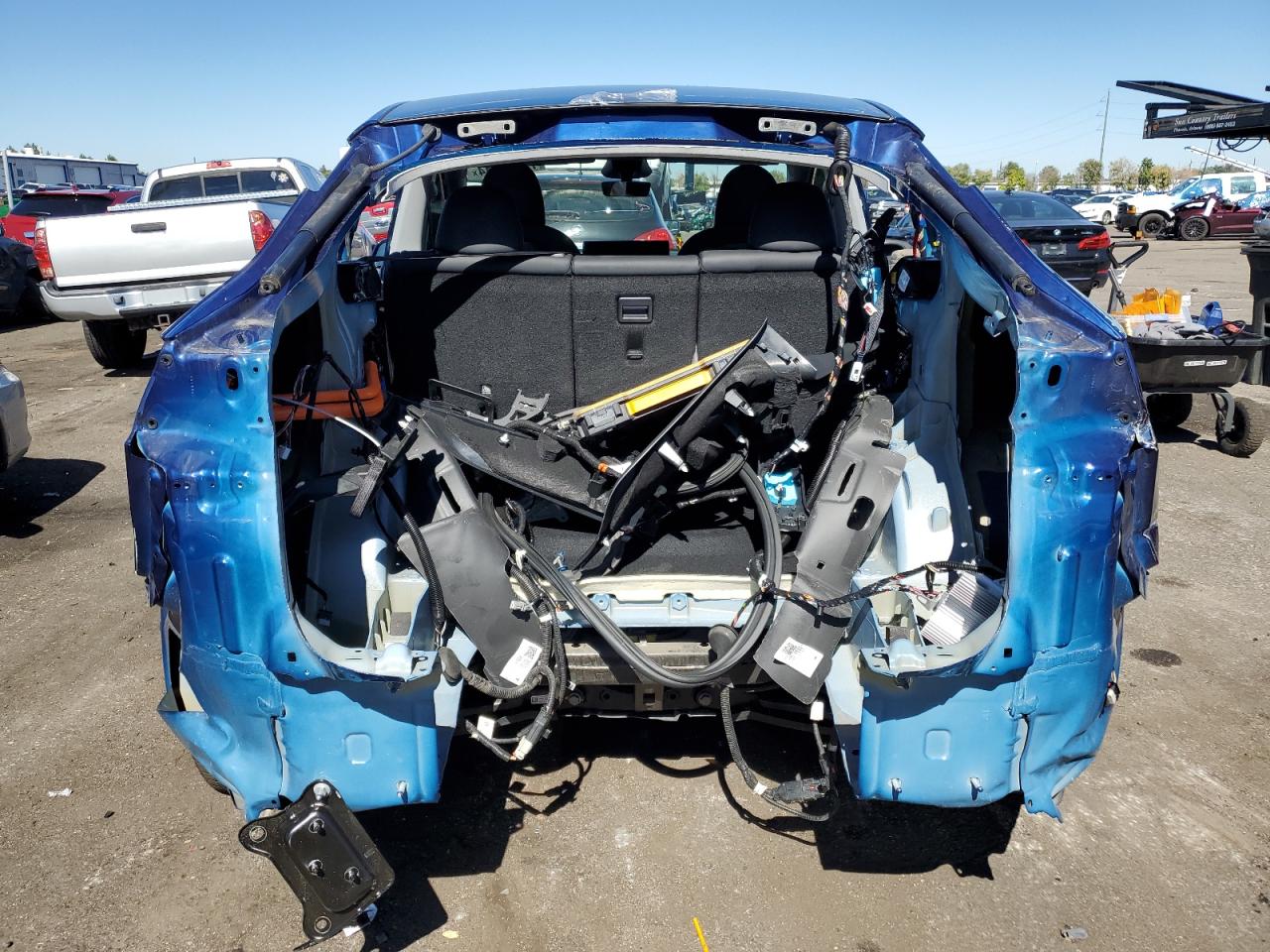 2023 TESLA MODEL Y  VIN:7SAYGDEE4PF850352