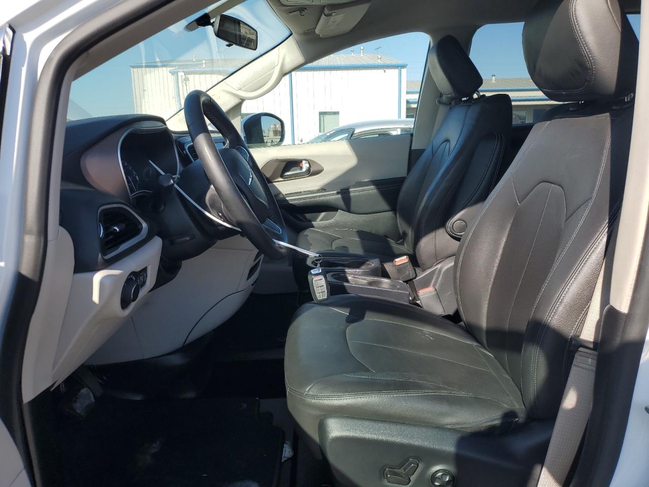 2022 CHRYSLER VOYAGER LX VIN:1C4NJRCBXED546471