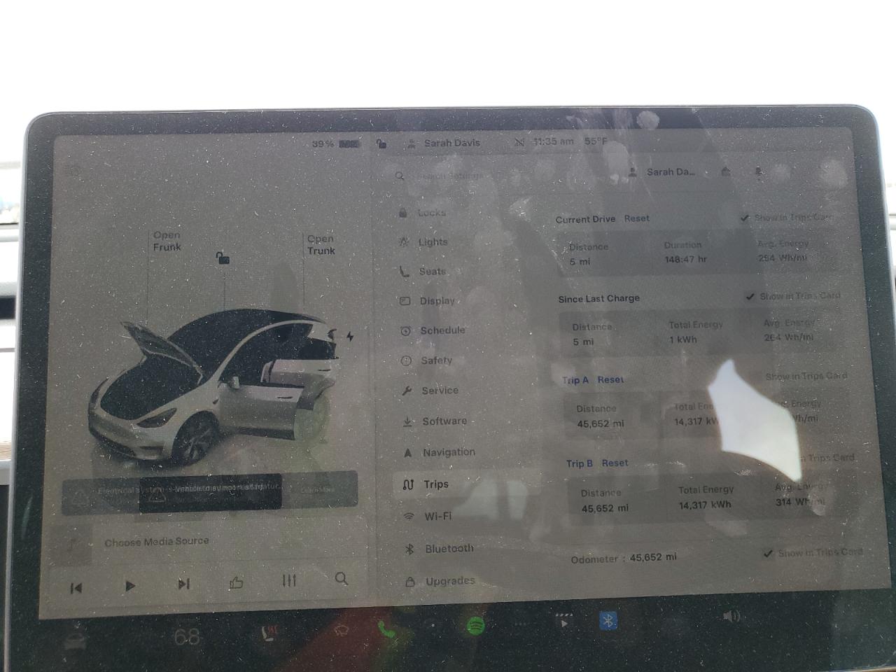 2023 TESLA MODEL Y  VIN:7SAYGAEE8PF615709