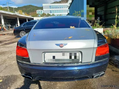 2017 Bentley Flying Spur V8 VIN:
