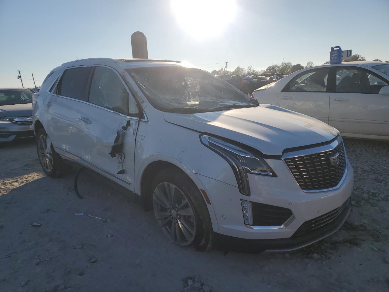 2024 CADILLAC XT5 PREMIUM LUXURY VIN:1GYKNCRS7RZ740471