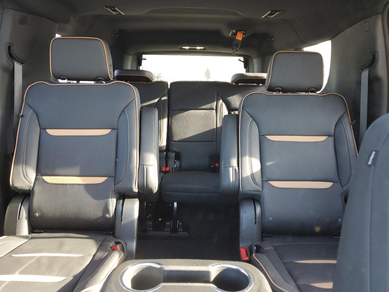 2024 GMC YUKON XL K1500 AT4 VIN:1GKS2HKLXRR329181