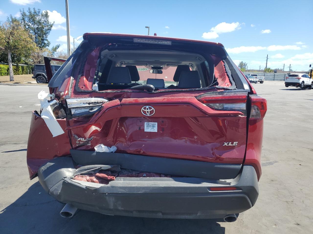 2023 TOYOTA RAV4 XLE PREMIUM VIN:2T3C1RFV7PW283682