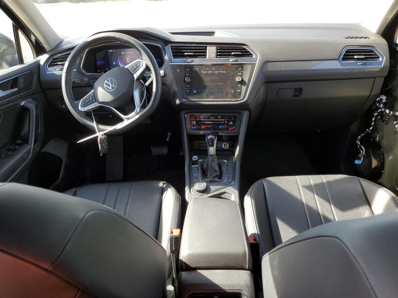 2022 VOLKSWAGEN TIGUAN SE VIN:3VV2B7AX5NM142633