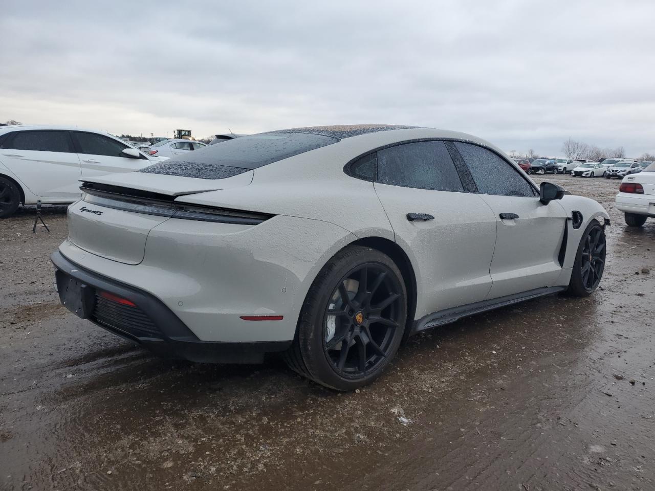 2024 PORSCHE TAYCAN GTS VIN:WP0AD2Y15RSA47157