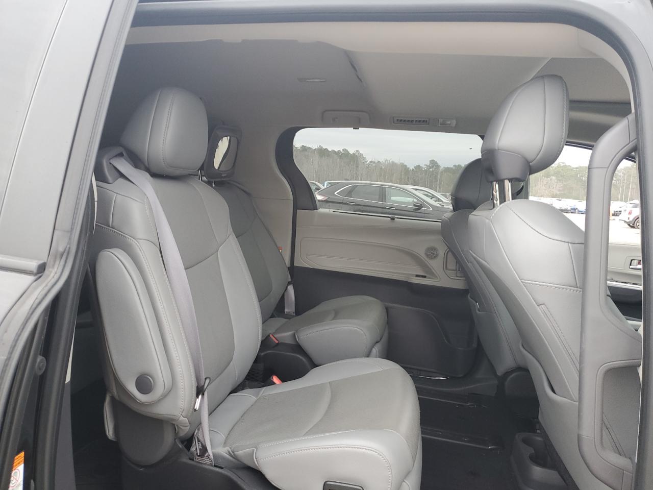 2022 TOYOTA SIENNA LIMITED VIN:5TDZRKEC3NS096576
