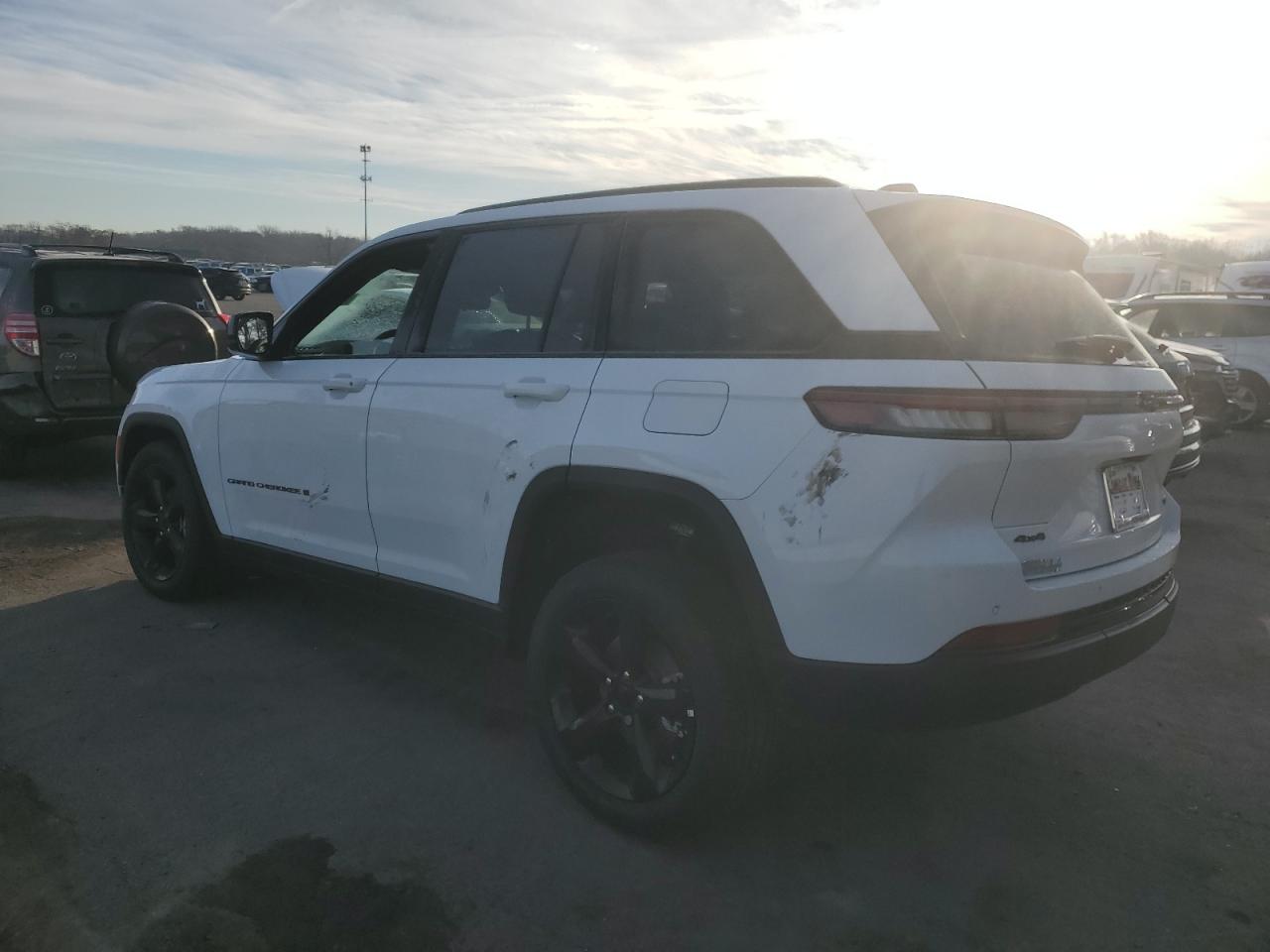 2024 JEEP GRAND CHEROKEE LIMITED VIN:1C4RJHBG0R8618558