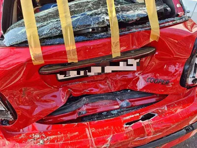 2022 MINI Cooper VIN: