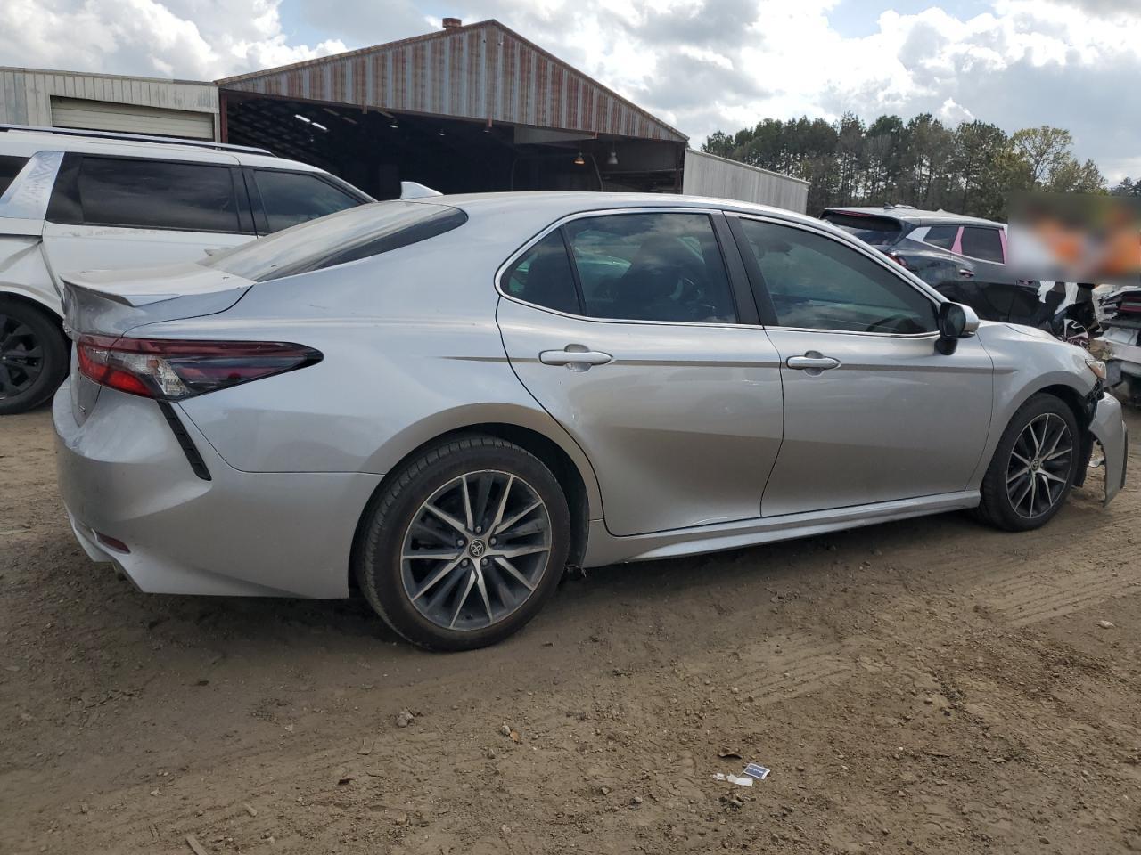 2022 TOYOTA CAMRY SE VIN:4T1T11AK4NU655807
