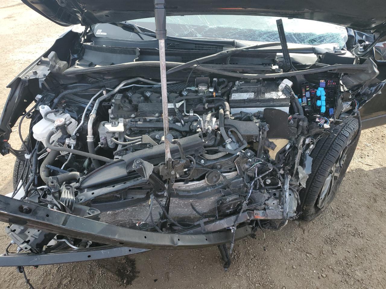 2022 TOYOTA COROLLA CROSS XLE VIN:7MUEAABG8NV038668