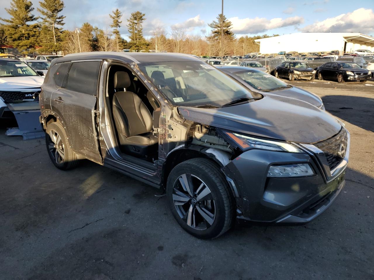 2022 NISSAN ROGUE SL VIN:5N1BT3CB3NC696790