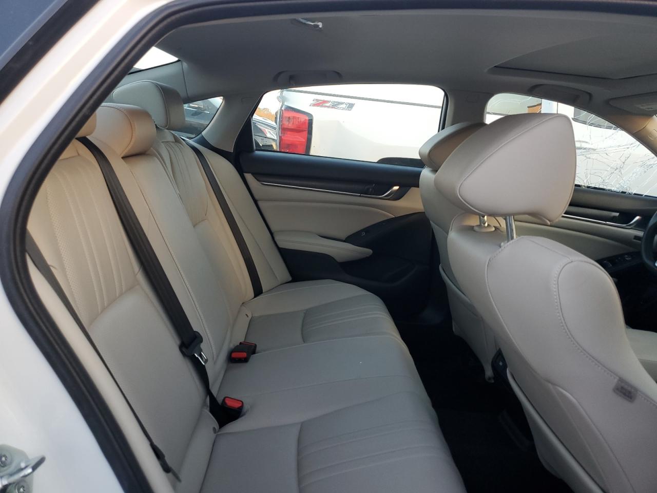 2022 HONDA ACCORD TOURING HYBRID VIN:1HGCV3F92NA000185
