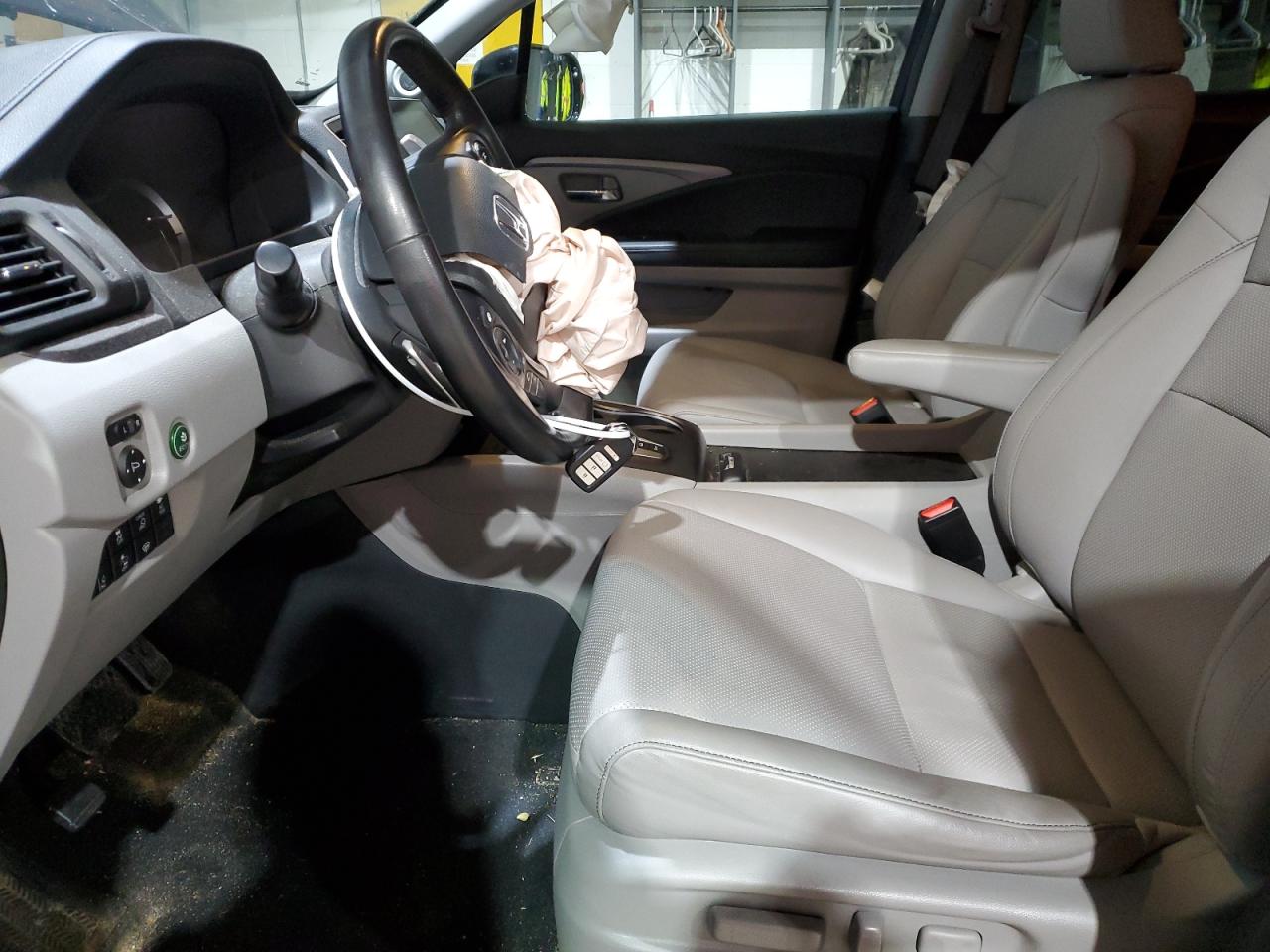 2023 HONDA RIDGELINE RTL-E VIN:5FPYK3F73PB002850