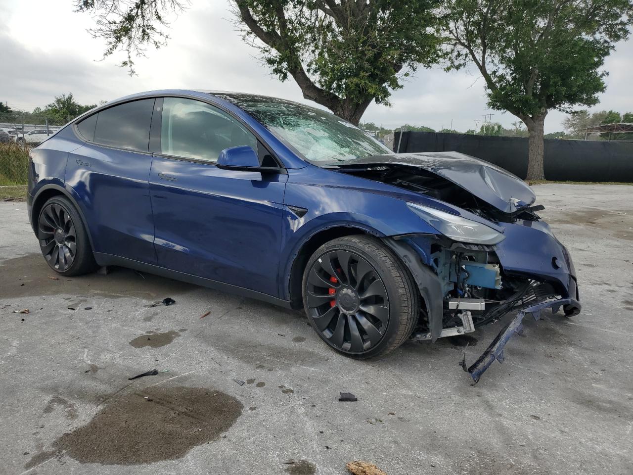 2023 TESLA MODEL Y  VIN:7SAYGDEF2PF583804