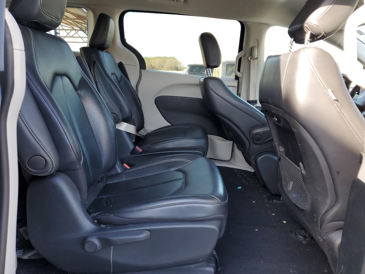 2022 CHRYSLER PACIFICA HYBRID TOURING L VIN:2C4RC1L72NR216037