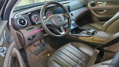 2017 Mercedes-Benz E 220 VIN: