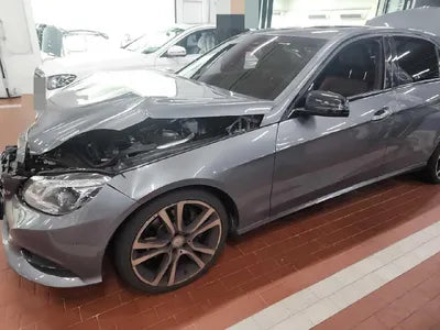 2015 Mercedes-Benz E 220 VIN: