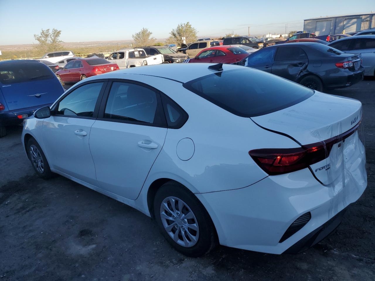 2023 KIA FORTE LX VIN:3KPF24AD4PE677311