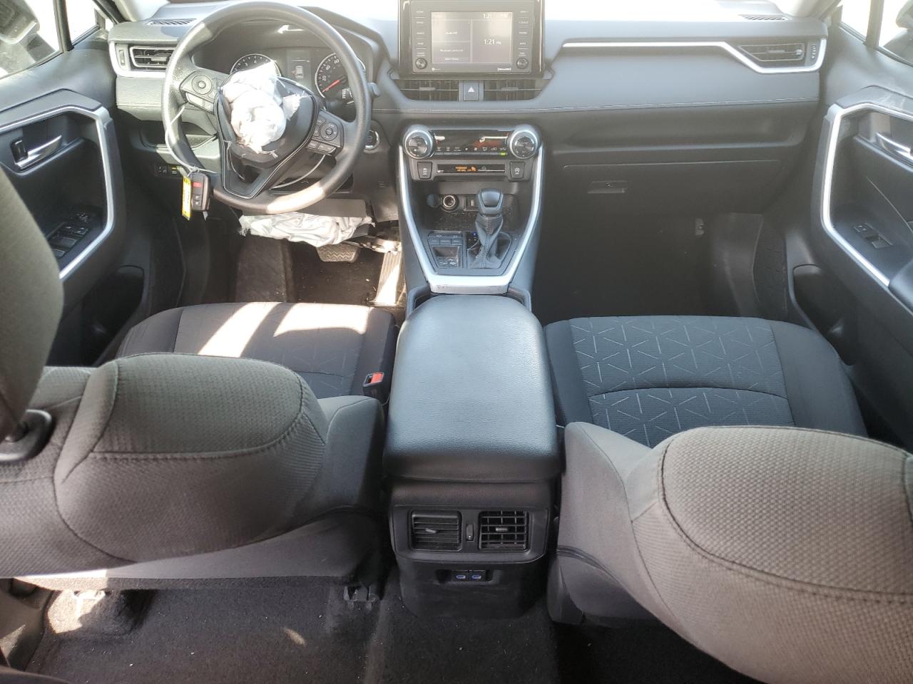 2022 TOYOTA RAV4 XLE VIN:2T3W1RFV1NW188576