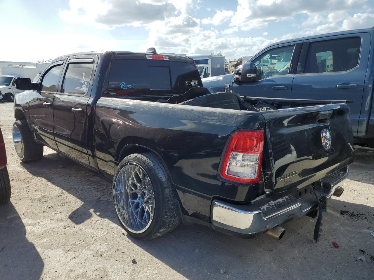 2023 RAM 1500 BIG HORN/LONE STAR VIN:1C6RREMT8PN565793