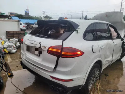 2017 Porsche Cayenne 233KMWP1AF2926HKA VIN:233KMWP1AF2926HKA