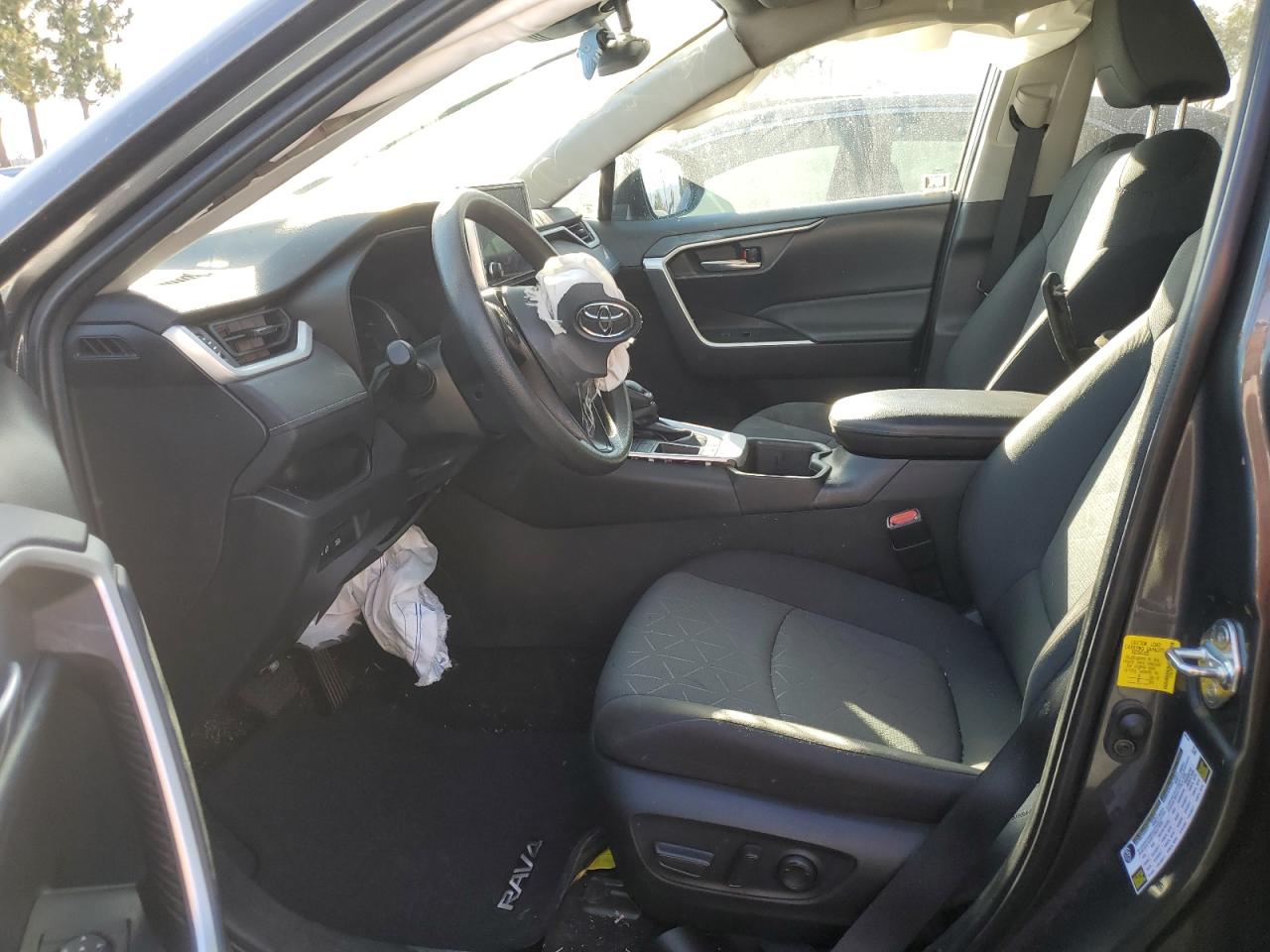 2023 TOYOTA RAV4 XLE VIN:2T3W1RFVXPW240547