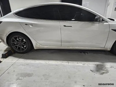 2020 Tesla Model 3 VIN: