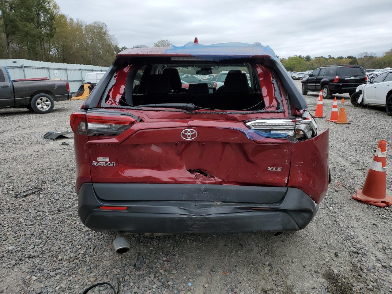 2023 TOYOTA RAV4 XLE VIN:2T3W1RFV7PW241221