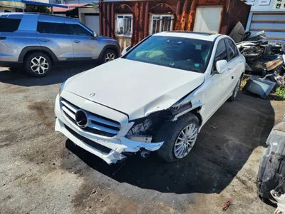 2015 Mercedes-Benz C 200 VIN: