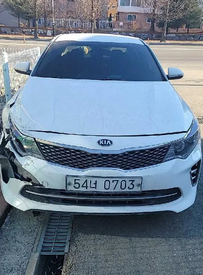 2016 Kia K5 KNAGX411BGA040576 VIN:KNAGX411BGA040576