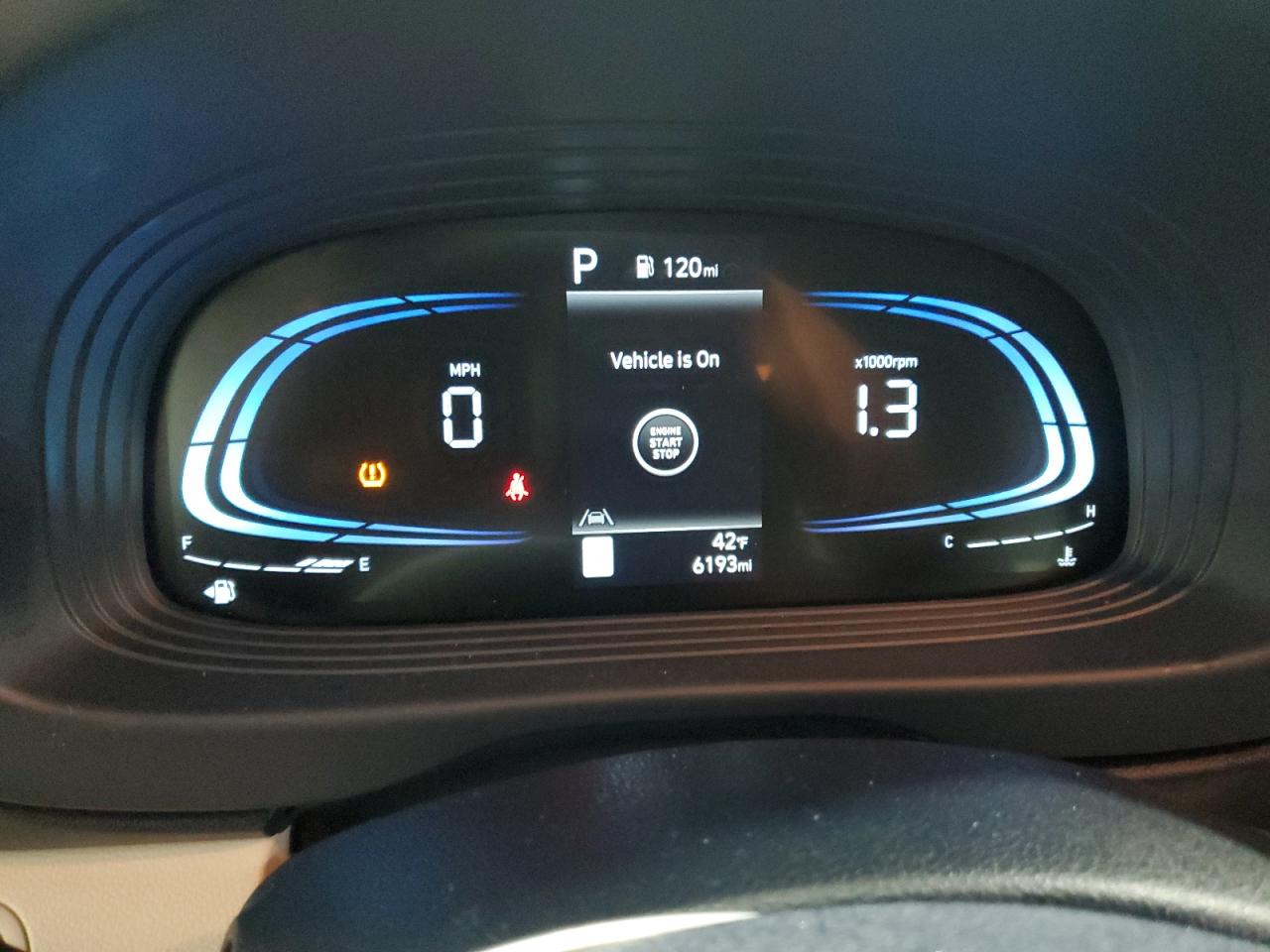 2024 HYUNDAI VENUE SEL VIN:KMHRC8A31RU282379