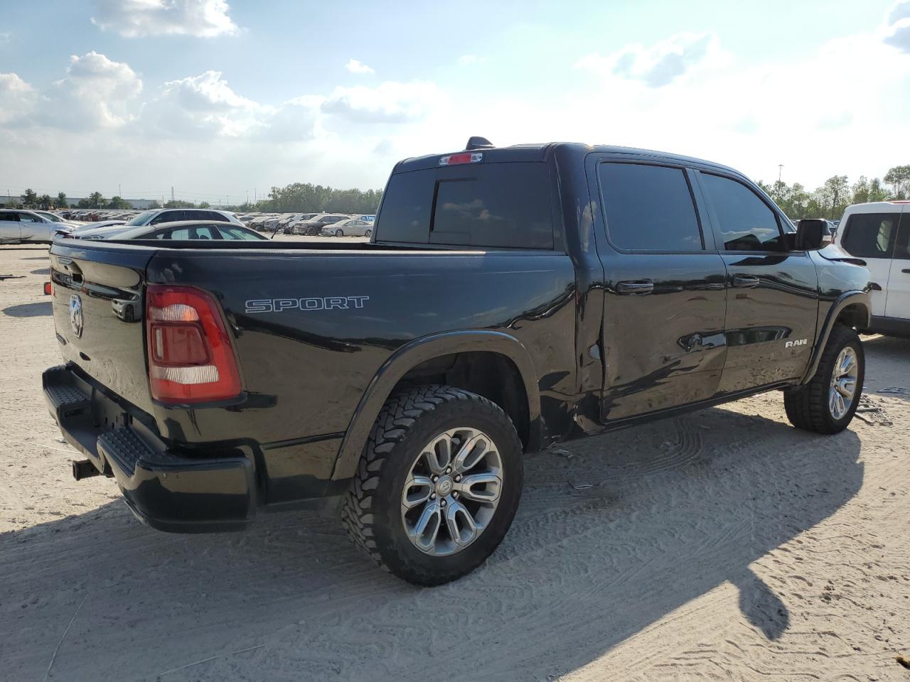 2022 RAM 1500 LARAMIE VIN:1C6RREJT7NN173387