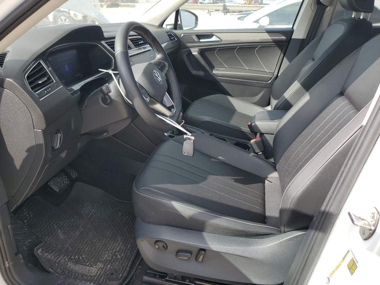 2023 VOLKSWAGEN TIGUAN SE VIN:3VV3B7AX4PM066541