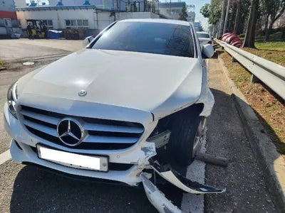 2017 Mercedes-Benz C 200 WDDWF3HB6HR301370 VIN:WDDWF3HB6HR301370