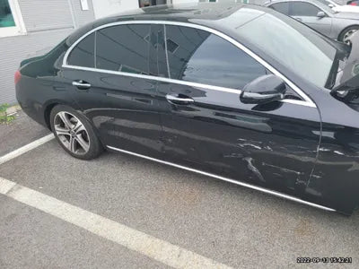 2019 Mercedes-Benz E 220 VIN: