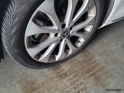 2018 Mercedes-Benz E 300 VIN: