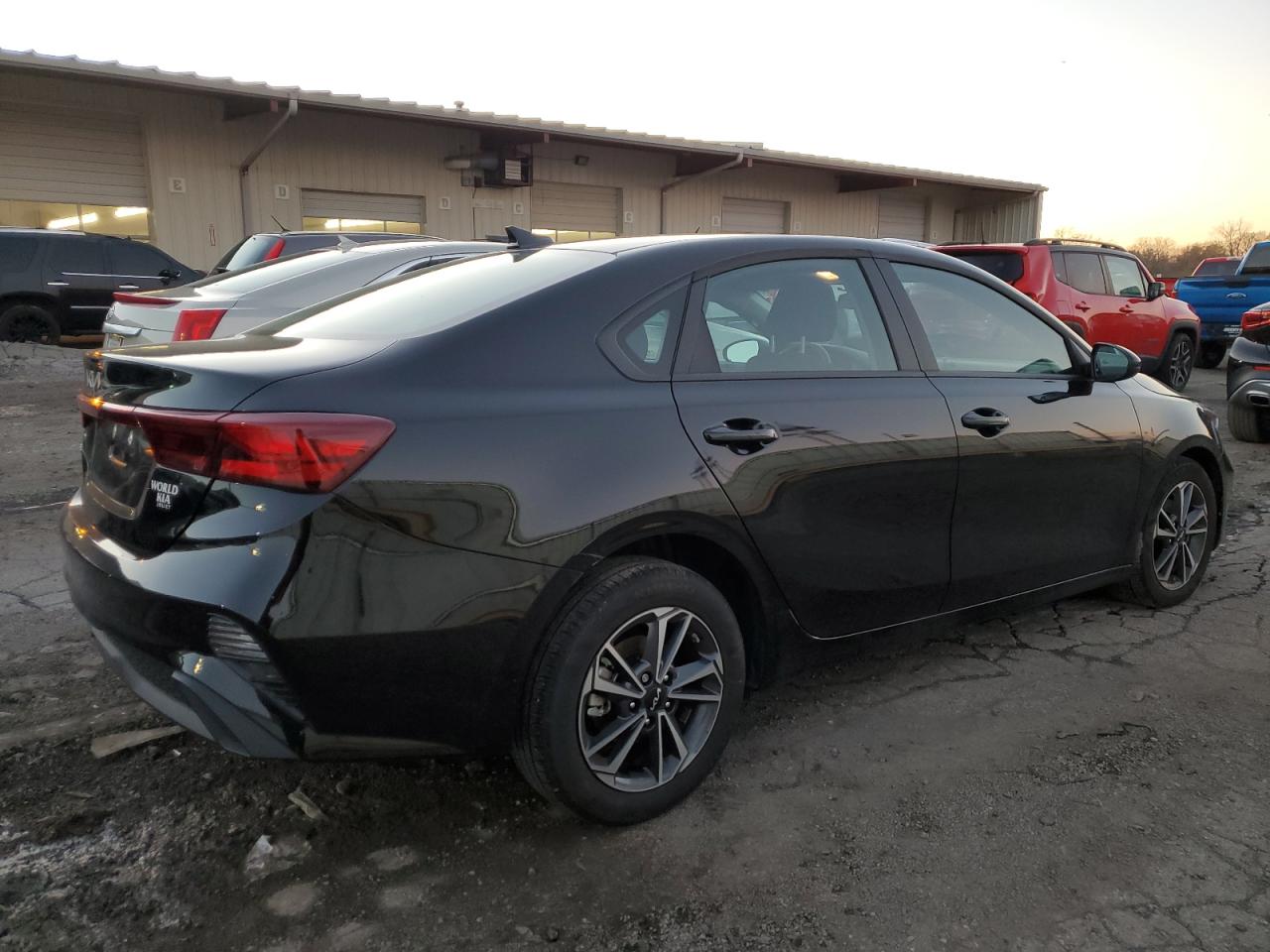 2024 KIA FORTE LX VIN:3KPF24AD7RE755065